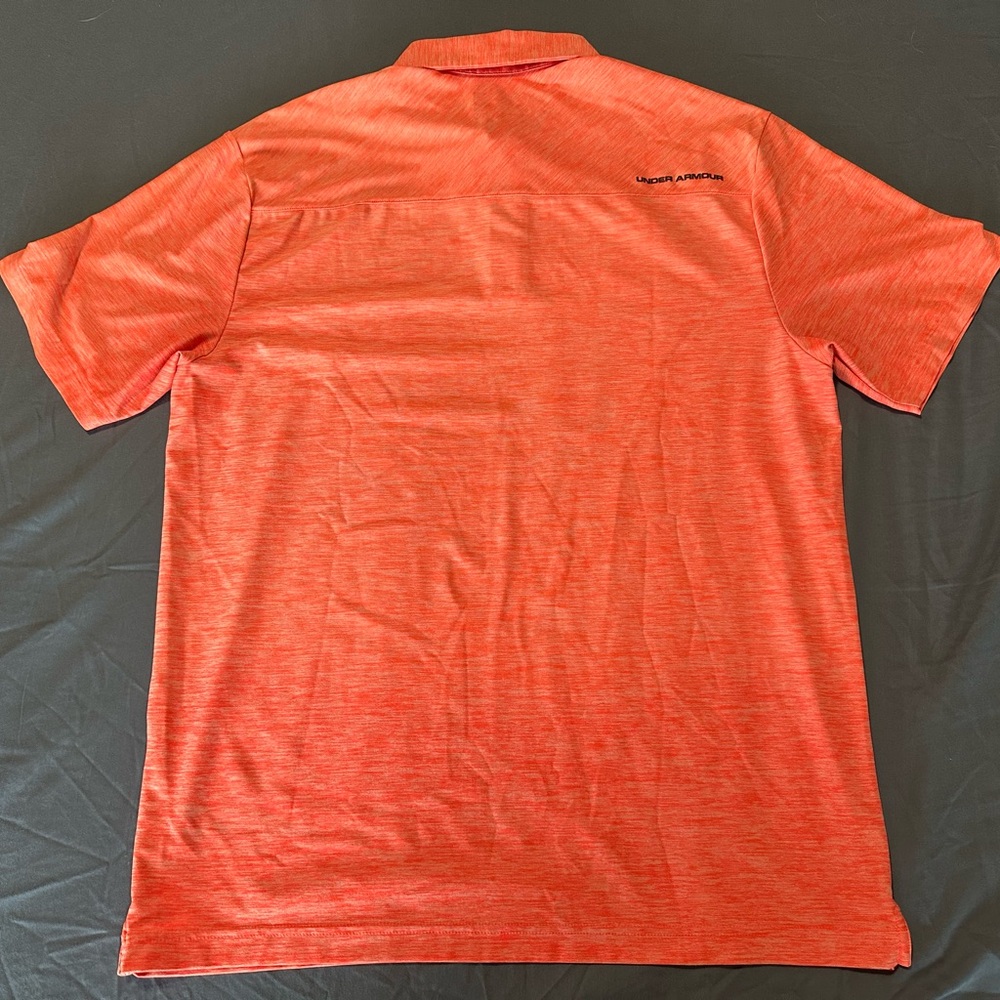 Under‎ Armour Men's Vibrant Coral Polo Shirt - Picture 2 of 3
